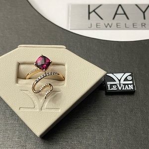 Rhodolite Garnet strawberry gold LeVian ring size 8